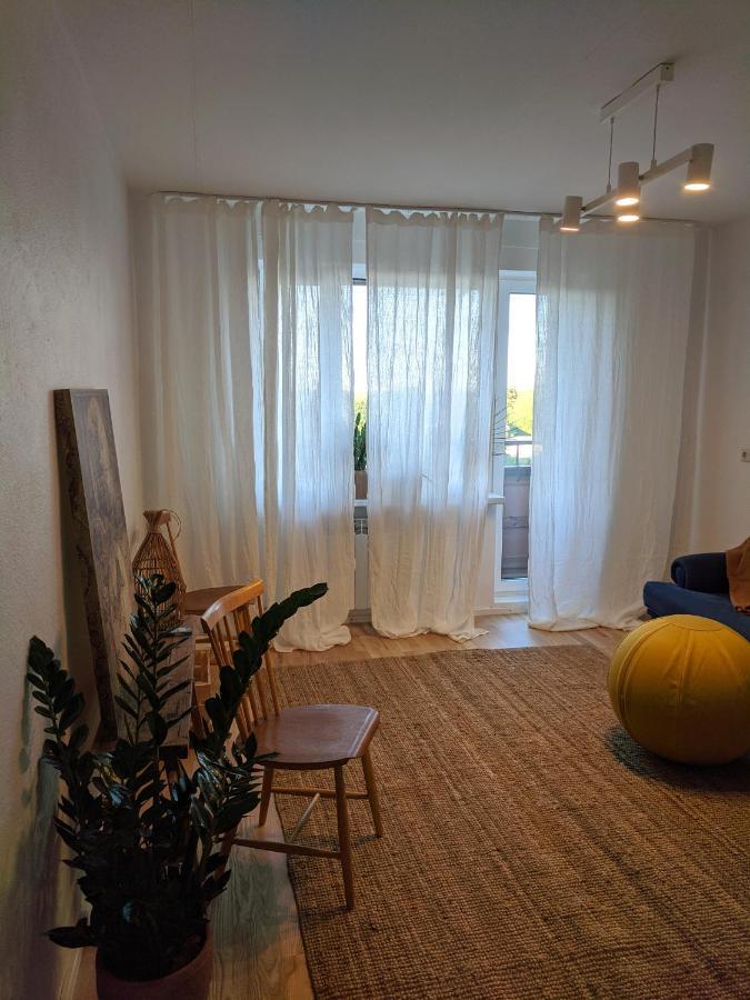 Odus Korter Roheluses - A Cozy Apartment In A Greenery - Contactless Check-In Põlva Extérieur photo